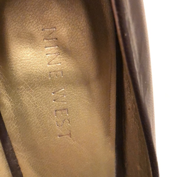 Nine West size 8.5 M brown heels. - Picture 15 of 16